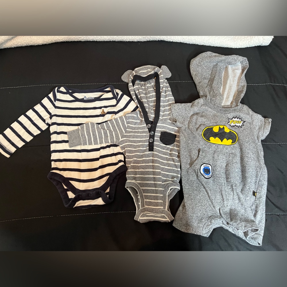 Small bundle of Baby Boy onesies 0-3 months